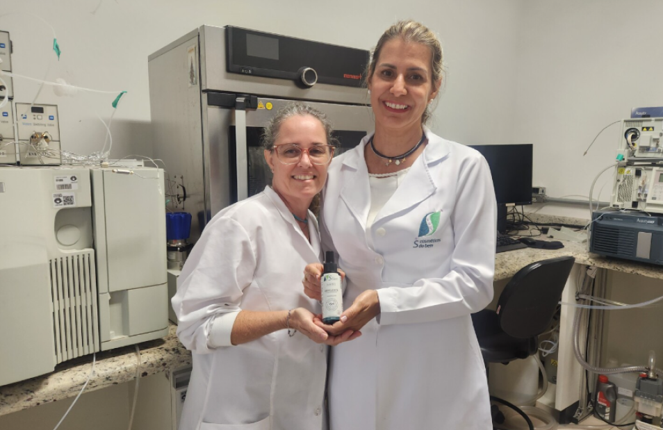Loção Facial Pró-Idade com FPS 40: Proteção Solar Avançada e Tratamento Diário da Pele